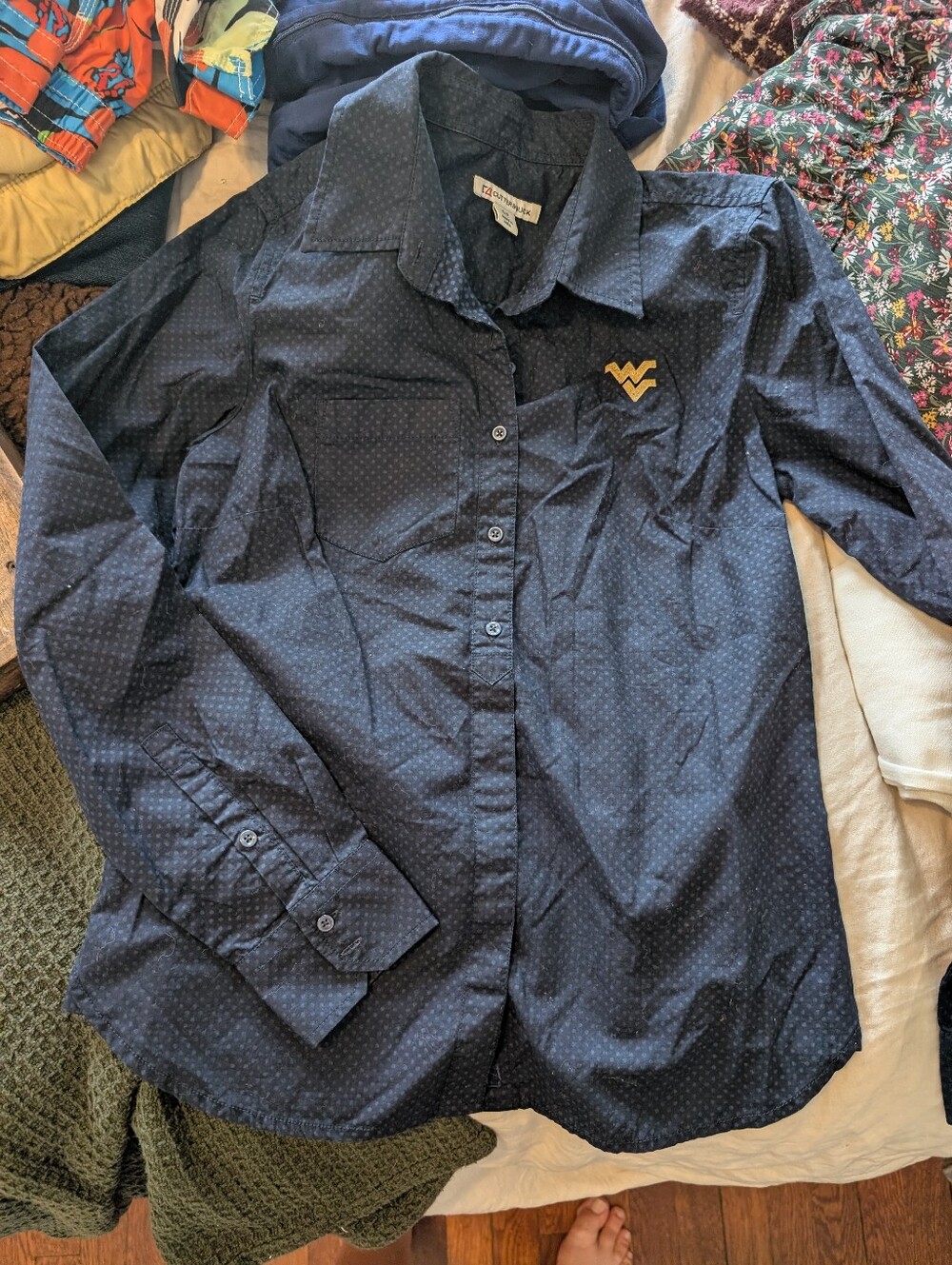West Virginia Mountaineers Navy Button-Up Shirt with Gold Logo Women's Fit